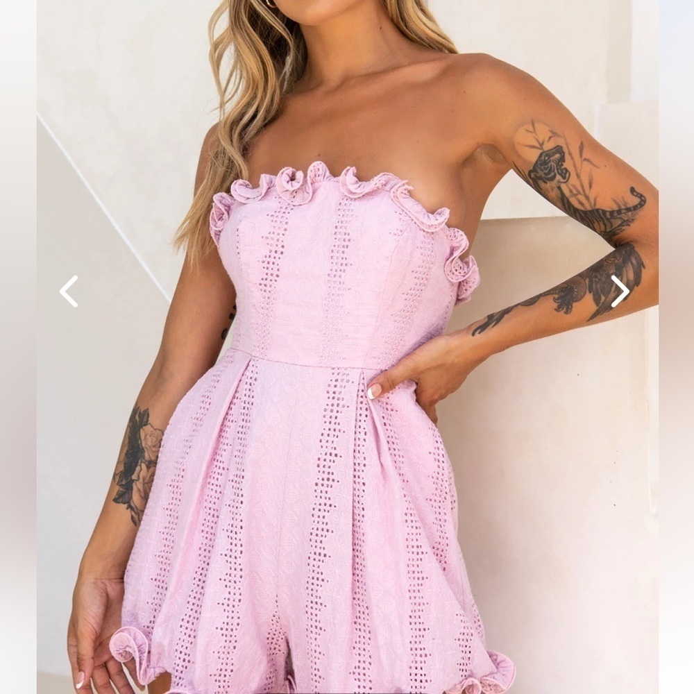 Daphne Debbie Women’s Pink Strapless Romper Frill Trim Size Small Blush Eyelet - Picture 5 of 10